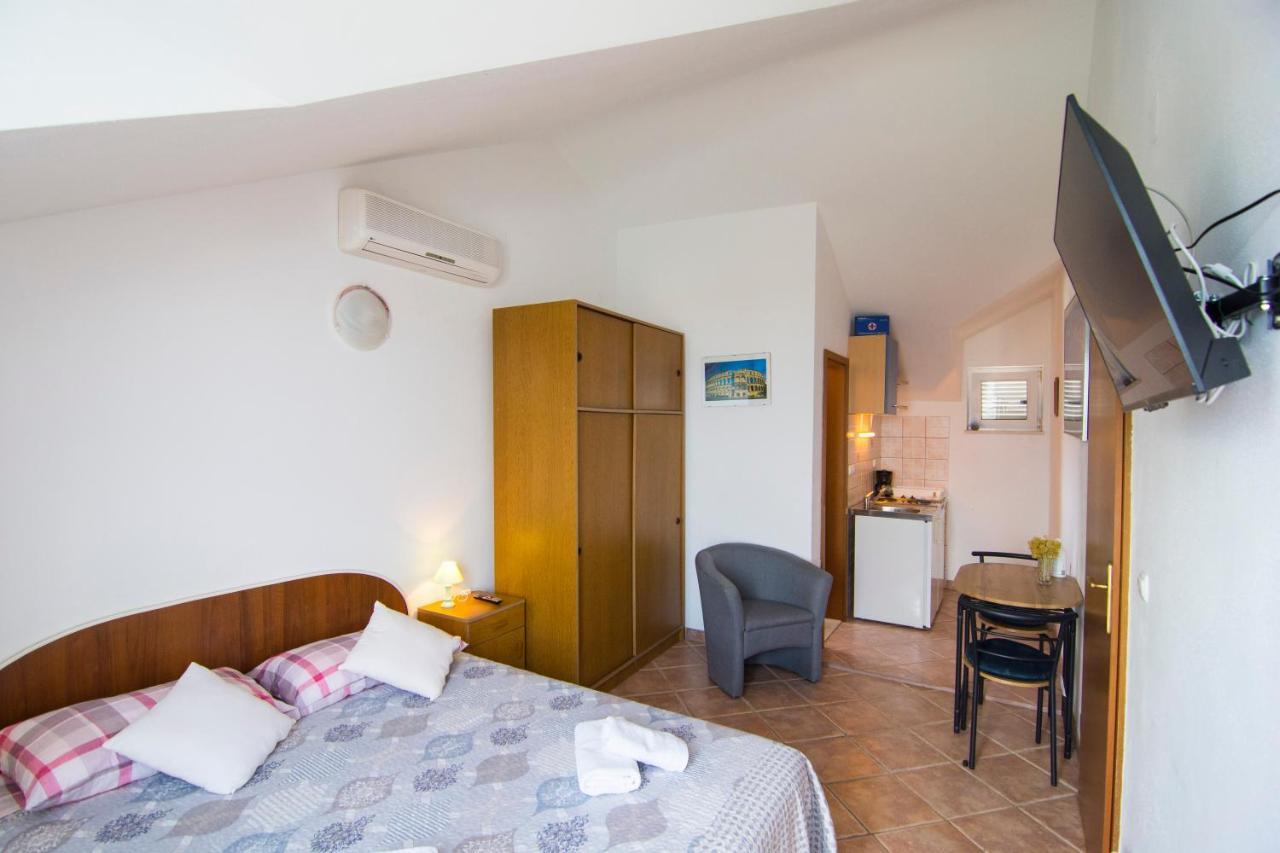 Villa Tereza Splitska Exteriör bild